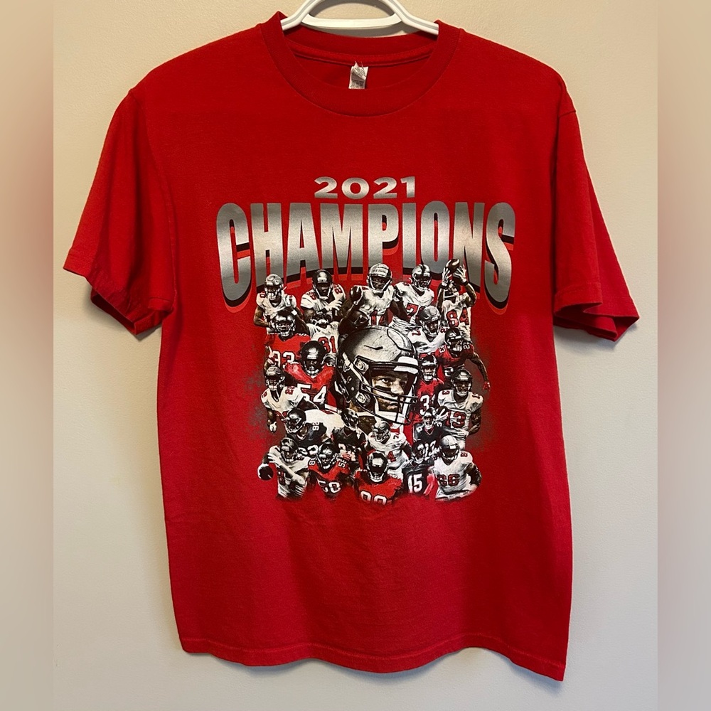 Tom Brady NFL Tampa Bay Buccaneers 2021 Super Bowl Champions Mens T-shirt Size M